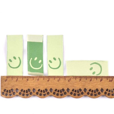 50 ks 8 farieb Letter Vyšívacie štítky Šitie Oblečenie DIY Vlajka Štítok Starostlivosť Tašky Oblečenie Štítky Odevné Remeslá Ručne Vyrobené Doplnky