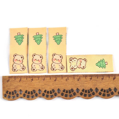 50 db Kawai medve hímzés barna címkék kötött sapkákhoz táska cipők varrás ruházati kiegészítők barkács címkék kézműves kézzel készített kellék