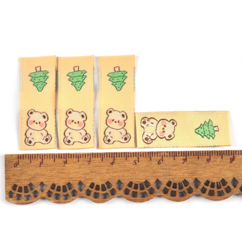 50 db Kawai medve hímzés barna címkék kötött sapkákhoz táska cipők varrás ruházati kiegészítők barkács címkék kézműves kézzel készített kellék