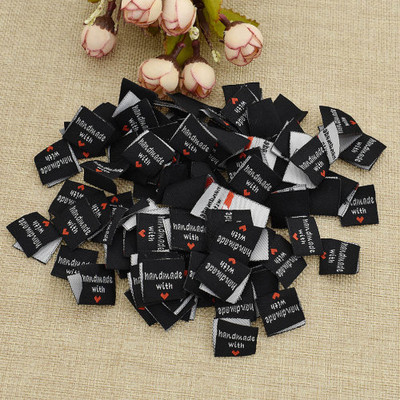 100db Négyzet alakú, kézzel készített, szeretettel készült ruházati címkék barkácsoláshoz, kézműves varráshoz ruhatáskákon cipők dekor ruházati címkék