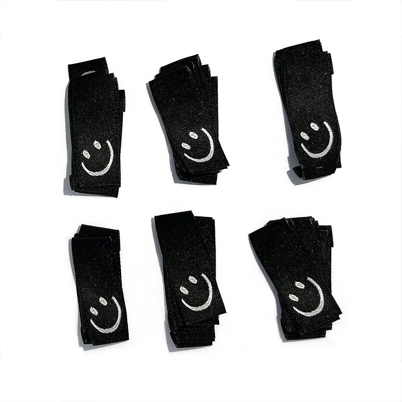 50 vnt 11 spalvų šypsenos siuvinėjimo etiketės rankų darbo drabužiams etiketės Vaikiški drabužiai priežiūros krepšiai „pasidaryk pats“ reikmenys Siuvimo priedai 1,5x4 cm