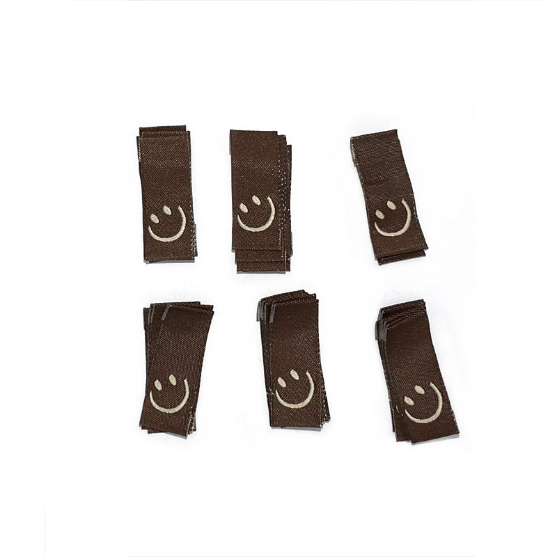 50 vnt 11 spalvų šypsenos siuvinėjimo etiketės rankų darbo drabužiams etiketės Vaikiški drabužiai priežiūros krepšiai „pasidaryk pats“ reikmenys Siuvimo priedai 1,5x4 cm