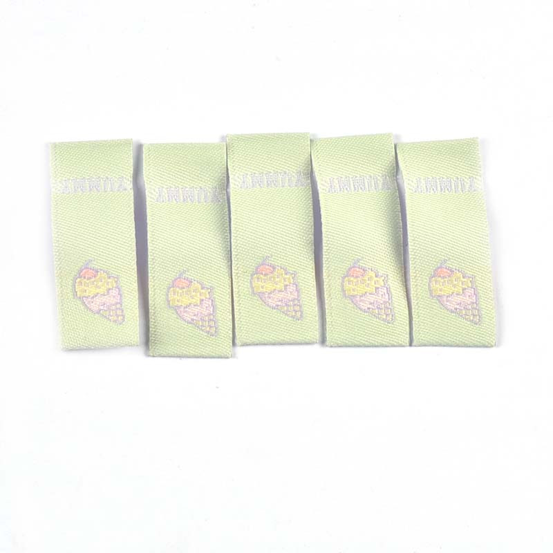 50 vnt. Ledai/braškių siuvinėjimas Drabužių etiketės siuvimui Kepurės Krepšiai Reikmenys „Pasidaryk pats“ amatai Priedai Megztos etiketės c3612