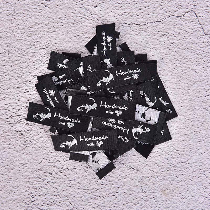 50 komada DIY naljepnica sa zastavicama za dodatke za šivanje odjeće, tkane ručno izrađene s ljubavlju, mačji šivaći stroj, naljepnice za odjeću, reljefne oznake