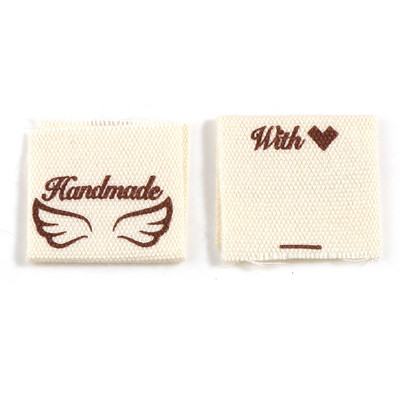 100 komada Ručno izrađeno s ljubavnim oznakama Pravokutni uzorak krila Poliesterske sklopive platnene naljepnice za pletene šešire Tkana oznaka za šivanje odjeće