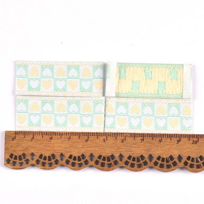 50 komada višebojnih naljepnica s uzorkom srca za šivaći pribor DIY odjevni šeširi Ručno izrađena odjeća Oznake za njegu koja se može prati