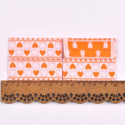 50 komada višebojnih naljepnica s uzorkom srca za šivaći pribor DIY odjevni šeširi Ručno izrađena odjeća Oznake za njegu koja se može prati