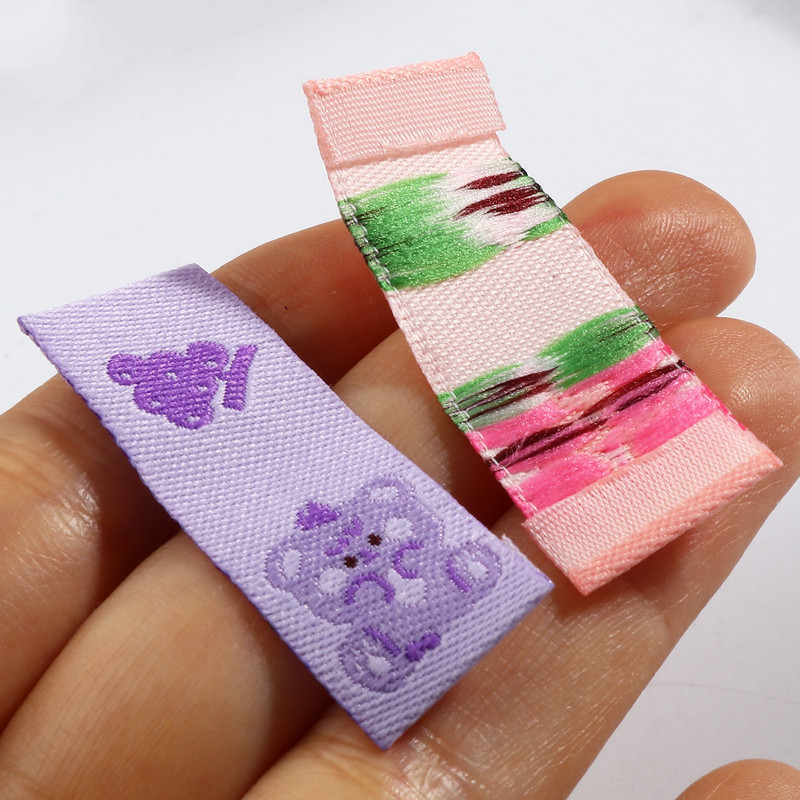 100 gab Poliestera Etiķetes Birkas Lācis Dzīvnieks Zaļš Augļu Raksts Bērnu Karikatūra Apģērbs Somas Cepures DIY Šūšanas piederumi 4x1,5cm