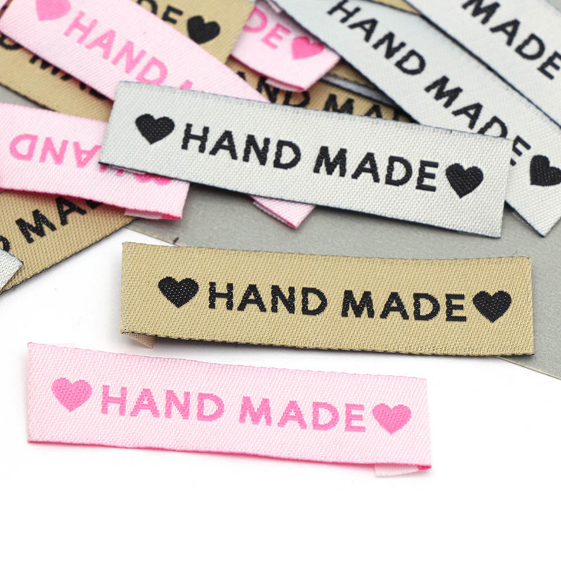 Ručno izrađene naljepnice u obliku srca Oznake za odjeću u obliku srca Ručno izrađena naljepnica Sew Rukotvorine DIY Kape Pokloni Šal Dodaci za odjeću 50kom 60x15MM