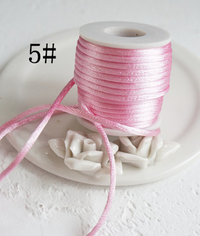 42 boje 2 mm X 10 m/rola Čvrsto pleteno makrame svileno satensko najlonsko uže za užad DIY Izrada nalaza Konac za perle Žica 2 mm