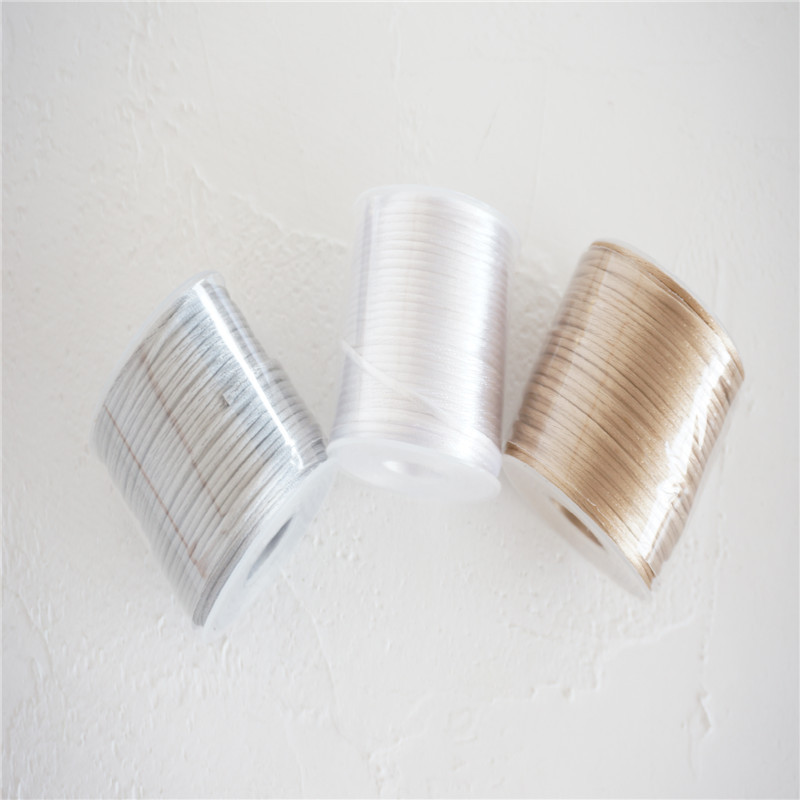 42 boje 2 mm X 10 m/rola Čvrsto pleteno makrame svileno satensko najlonsko uže za užad DIY Izrada nalaza Konac za perle Žica 2 mm