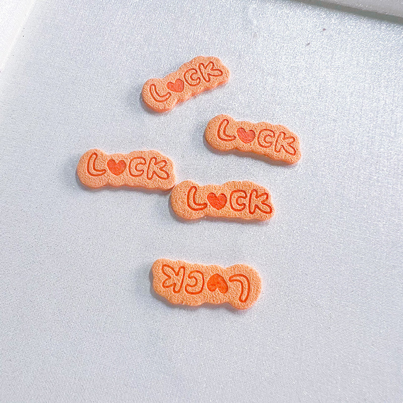 20 komada 1x2,5 mm naljepnice sa slovom u obliku srca sreće za DIY cipele Odjeća Šal Boja slatkiša Oznake odjeće Oznake torbi Pribor za šivanje