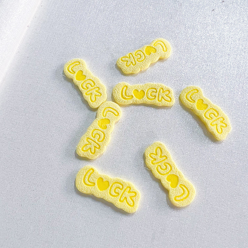 20 komada 1x2,5 mm naljepnice sa slovom u obliku srca sreće za DIY cipele Odjeća Šal Boja slatkiša Oznake odjeće Oznake torbi Pribor za šivanje