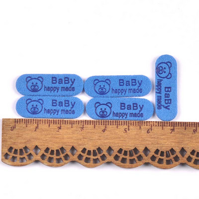 50 db Ruha baba medve mintás címkék dombornyomott címkék barkácsolás zászlós címke ruhavarró kiegészítőkhöz30x10mm cp3509