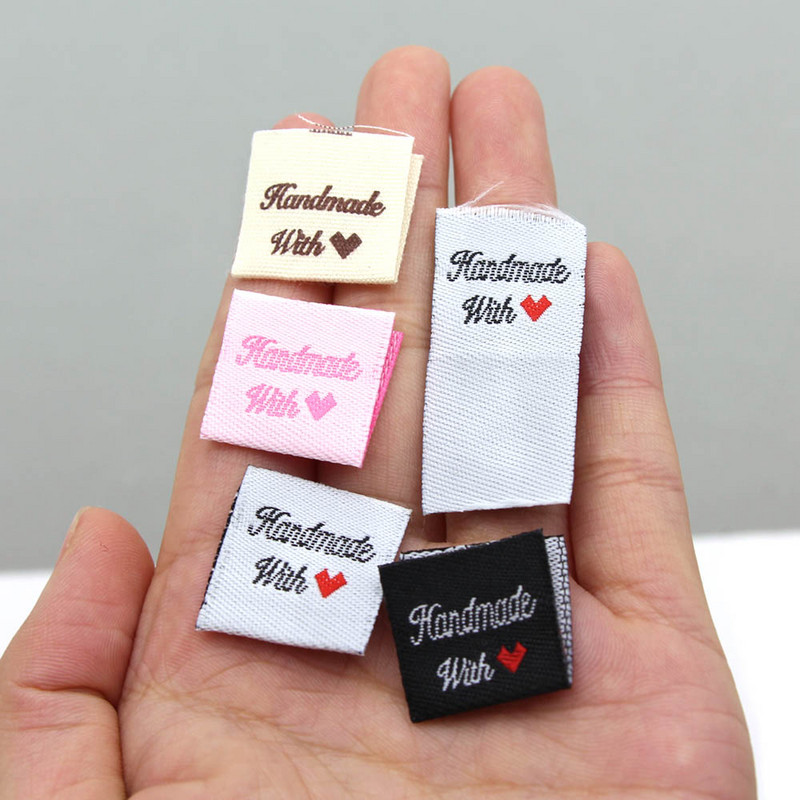50kom Ručno rađene naljepnice za odjeću Ručno rađene s ljubavnim oznakama za šešire Presavijte naljepnice za odjeću Šivajte rukotvorine Dodaci za pletenje 2x4CM
