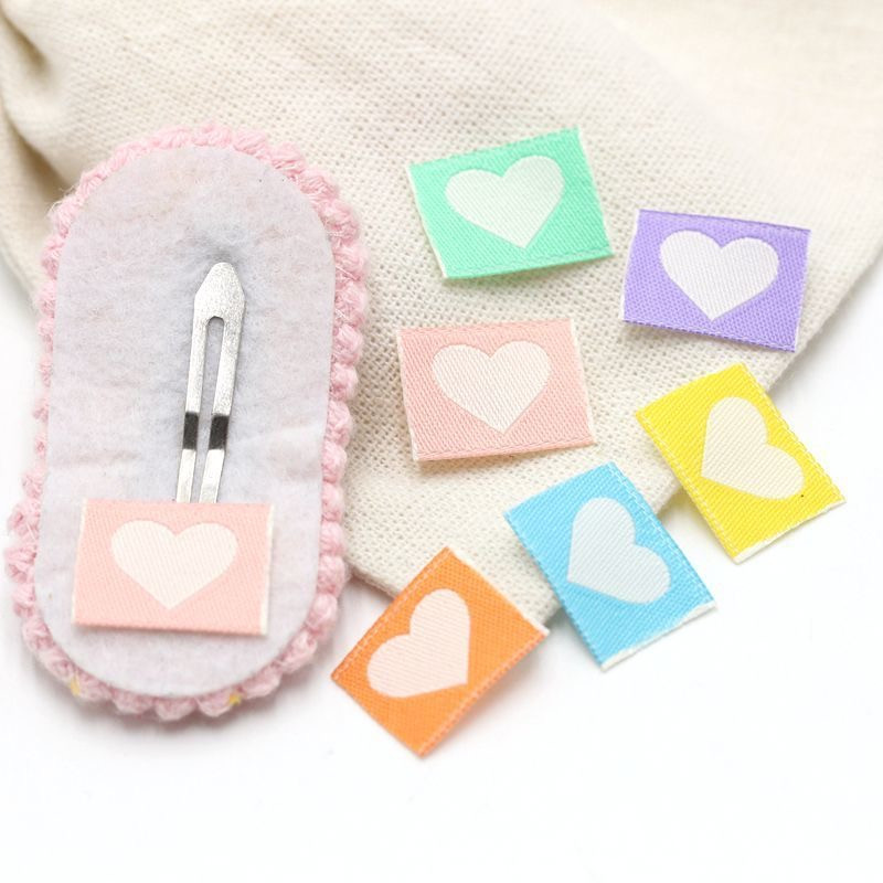 50 komada ručno rađenih naljepnica za odjeću s utkanim oznakama u obliku srca za ukrašavanje odjeće Dodaci za šivanje 22112101