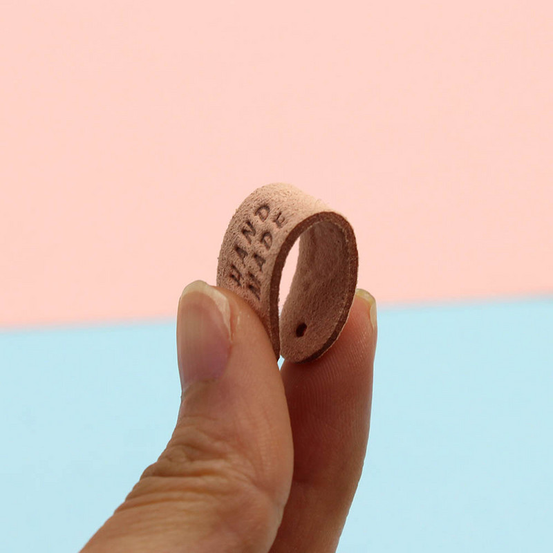 20 buc. Etichete din fire realizate manual pentru genți de îmbrăcăminte Etichete din piele de inimă Etichete realizate manual pentru cusut accesorii de îmbrăcăminte 45x12MM