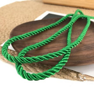 Sigurnosno uže od šarene uzice debljine 5 mm Zavezano uže 3 niti prijenosnog upredenog užeta