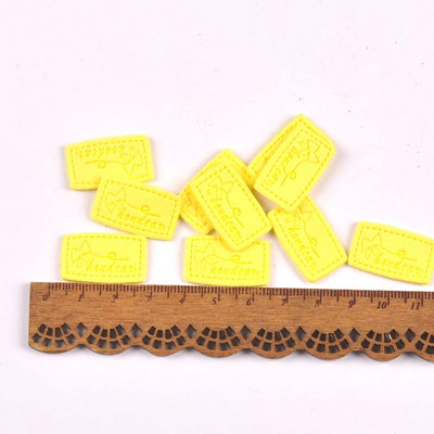 20 kom Mix Color Mašne Reljefne Flanelette Etikete DIY Rukotvorine Rukotvorine Dodaci za šivanje za odjeću Oznake za odjeću c3212