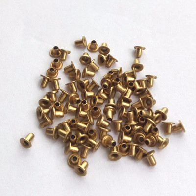 500 komada 1,5 mm cijev * 2,5 mm mesingana brončana boja Metalna ušica Scrapbooking DIY Uljepšavanje Odjevna kartica Ručno izrađena lutka Dekoracija