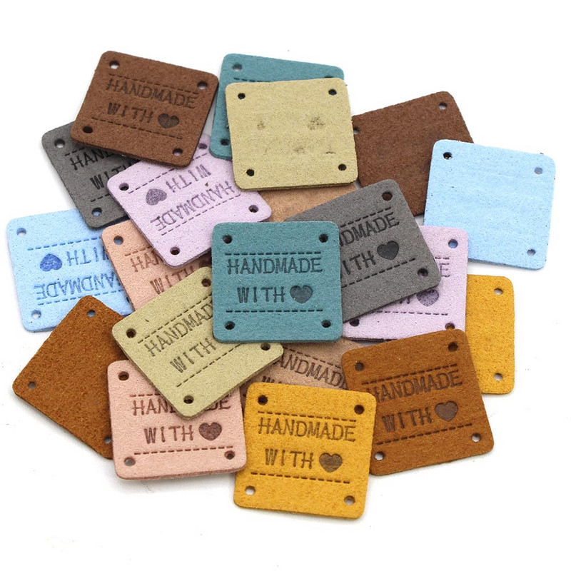 Kézzel készített, szerelemmel címkék címkék kézzel készített címkék ruhákhoz vegyes színű bőr címkék dekoráció ajándékok kalapok ruházati kiegészítők 20 db