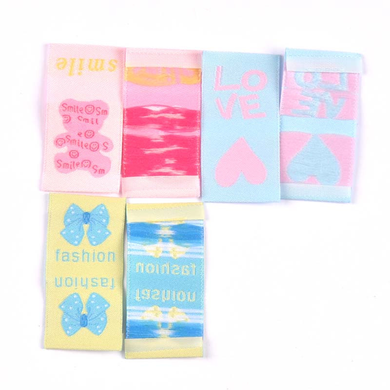 Ručne tkané štítky so zmiešaným kresleným vzorom mašlí, 50 ks, na oblečenie, topánky, tašky, visačky na odev, 42x25 mm, CP3272