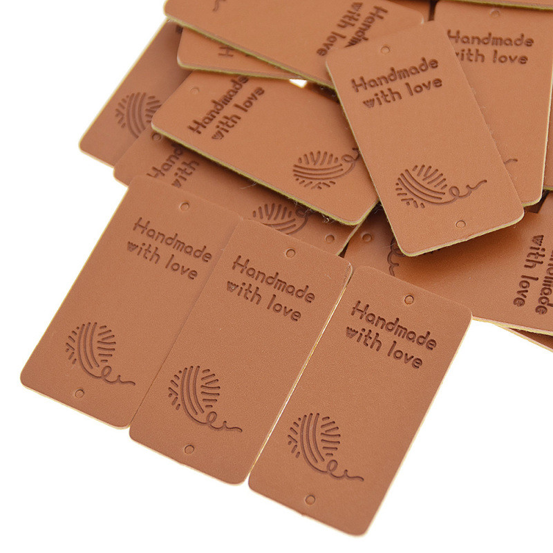 24 vnt. rankų darbo su meilės laiškais odinės etiketės Žymos Medžiagos, skirtos siuvimui pasidaryk pats, amatai Drabužių kepurė Priedai