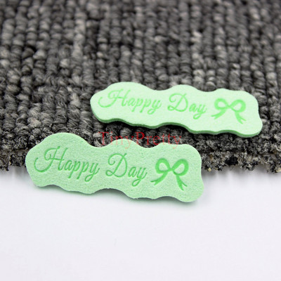 50gab Candy Color Reljefs "Happy Day" Bow šūšanas etiķete Apģērba etiķetes Aksesuārs mazuļa ziemas cimdiņiem, cepurēm, tamborētiem dūraiņiem