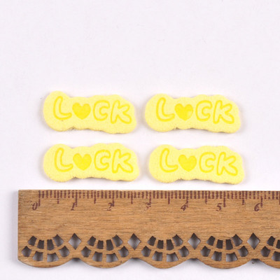 50kom 9 boja "Luck" Heart Pattern Embossing Kožne naljepnice Odjeća Ručno izrađeni DIY Dodaci za šivanje Torbe Oznake Potrepštine za odjeću