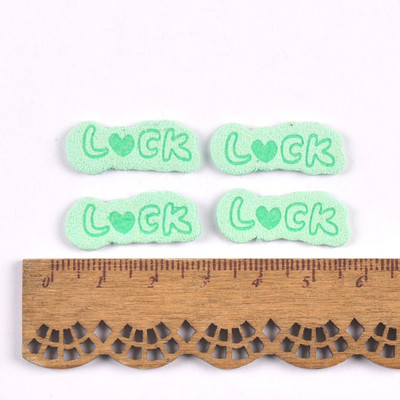 50kom 9 boja "Luck" Heart Pattern Embossing Kožne naljepnice Odjeća Ručno izrađeni DIY Dodaci za šivanje Torbe Oznake Potrepštine za odjeću