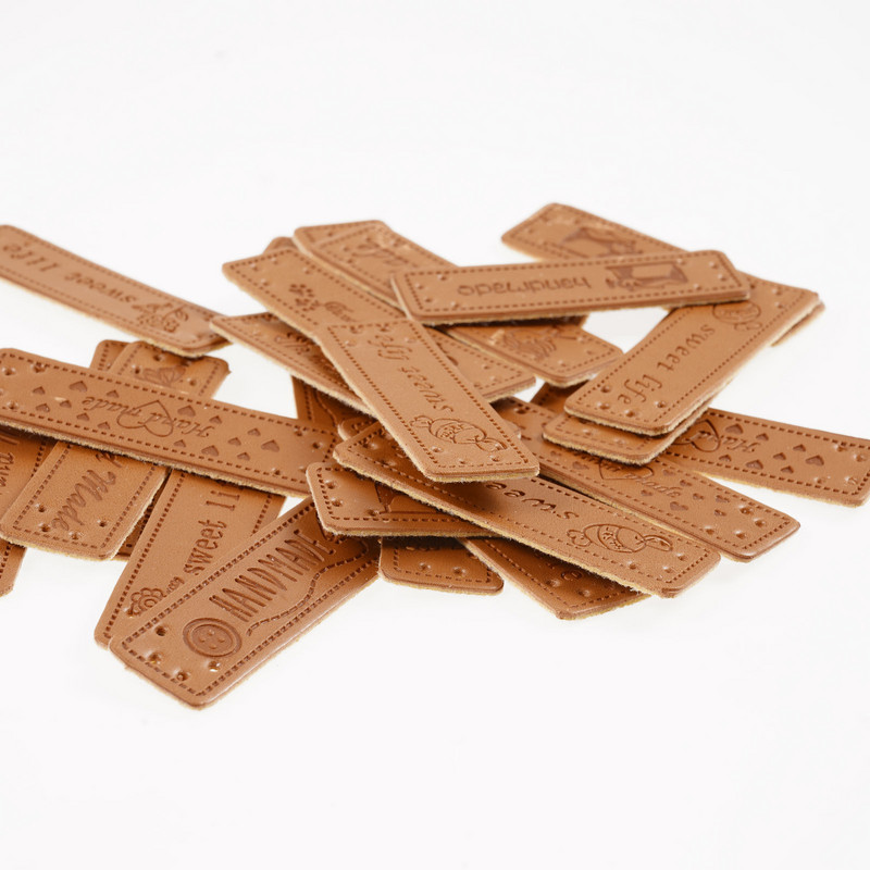 50kom Ručno izrađene naljepnice Oznake za odjeću Ručno izrađene naljepnice od PU kože DIY Kape Torbe Šivanje Oznake Odjeća Obuća Dodaci