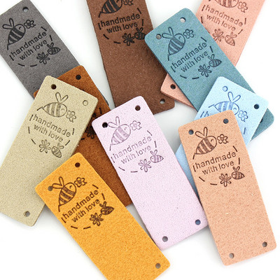 20Pcs 2*5cm Handmade Labels For Clothes Made With Love Bee Flowers Leather Embossed Tags Knitting Sewing Accessories