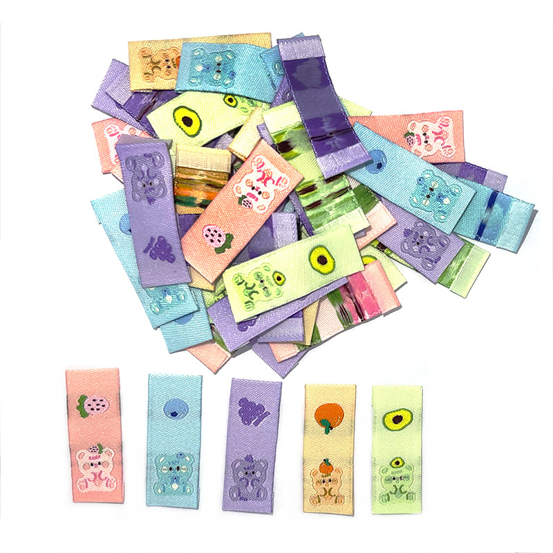 50 kom./lot Šareno voće Medvjed Etikete za vez za ručno izrađenu odjeću Oznake od tkanine Dječja odjeća DIY Dodaci za šivanje Torbe za njegu