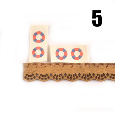 50db Bézs nyomtatott pamutszövet szőtt betűs címkék varráshoz ruhacímkék kézzel készített címkék ruhák barkács kézműves kiegészítők keveréke