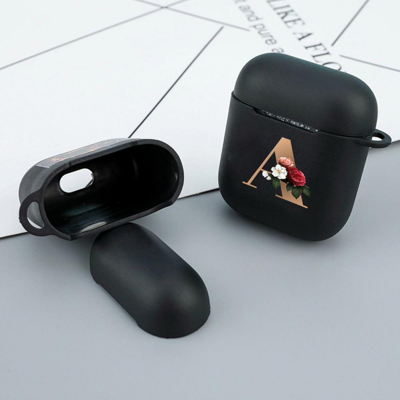 Husă drăguță florală aurie cu literă inițială cu alfabet pentru AirPods 2 1 3 Pro cutie pentru căști Bluetooth fără fir din silicon negru Husă mat