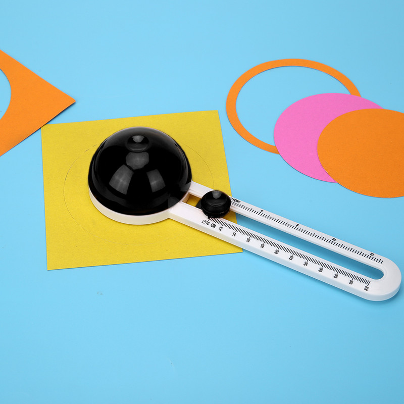 Apvalus popieriaus pjaustymo įrankis Gamybos menas Apvalus pjovimo peilis Rankdarbių reikmenys Šeimos mokykla rankoms Sąskaitos sveikinimo atvirukas