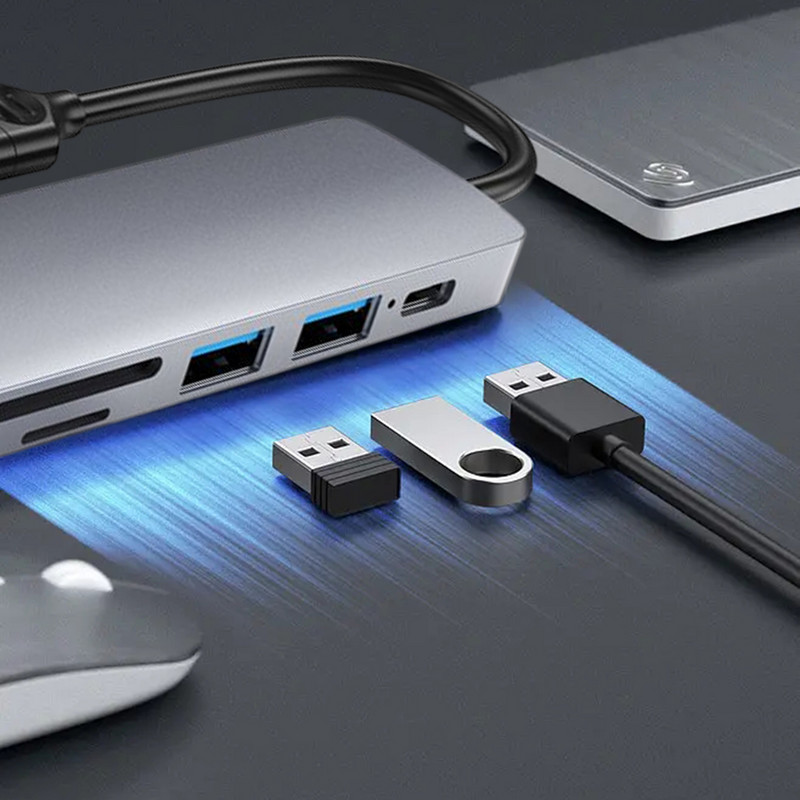 Novi USB C Hub Adapter USB C Dongle Čitač SD kartica Čitač MicroSD kartica Kompatibilan za MacBook i Windows