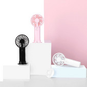 Rankiniai oro aušintuvai aušinami mini staliniai ventiliatoriai, maitinami 2x AA nešiojamaisiais.