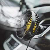 Automobilio ventiliatorius USB ventiliatorius su 3 vėjo greičiais 360° besisukantis spaustuko ventiliatorius, skirtas transporto priemonės oro cirkuliacijai Automobilių visureigių kempingo aušinimas 3XUE