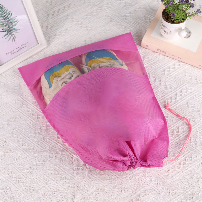 5 vnt. tuščių batų laikymo krepšys.