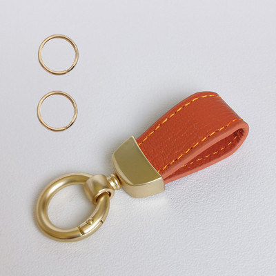 Individualizuotos raidės prancūziško avikailio automobilio raktų pakabukas moterims, subtilus odinis pakabukas, aukščiausios klasės raktų pakabukas Puikus odinis virvelinis raktų laikiklis