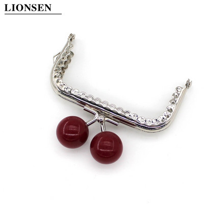 1 db 8,5 cm-es nagy gyöngyök ezüst négyzet alakú fém pénztárca keret fogantyú a kuplungtáskához, kézitáska tartozékaihoz