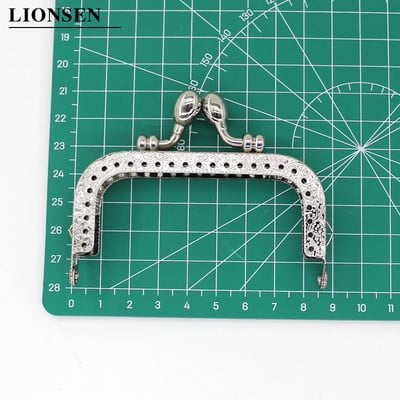 LIONSEN „pasidaryk pats“ senovinė bronzinė gėlių galvutė, metalinė piniginės rėmas, rankena, bučinio užsegimo užraktas, skirtas krepšio siuvimui, amatų siuvimo reikmenys