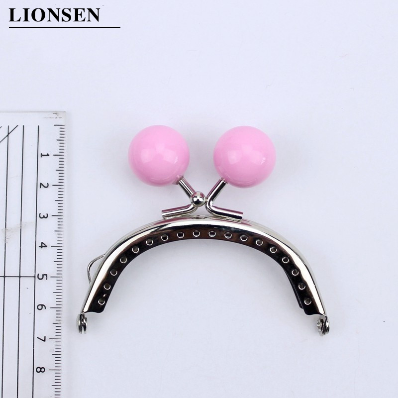 LIONSEN 8 cm-es cukorka gyöngyök Ezüst Fém Erszény Keret Fogantyú a Clutch Táska Kézitáska Kiegészítők Készíts Kiss Clasp Lock 18 szín