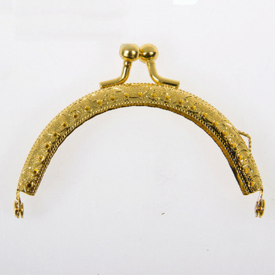 8,5 cm-es érme fém erszénykeret Csókkapocs-zár a kuplungtáska fogantyújához Kézitáska-tartozékok Vörös bronz tónusú hardver