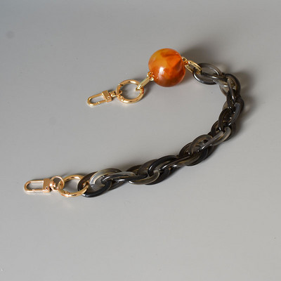 Sieviešu akrila plecu somas siksna Sveķu ķēde Krāsa Šika vienkrāsaina vai jaukta krāsa Tālruņa korpusa ķēde Messenger rokassomas josta