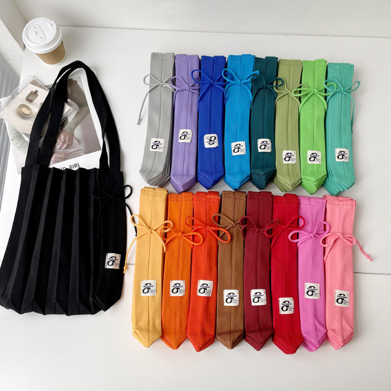 Moteriškos vilnos megztos klostės Tote Organ Bag Designer Prašmatnus susiuvimo kontrastas Korėjos madinga rankinė per petį moterims