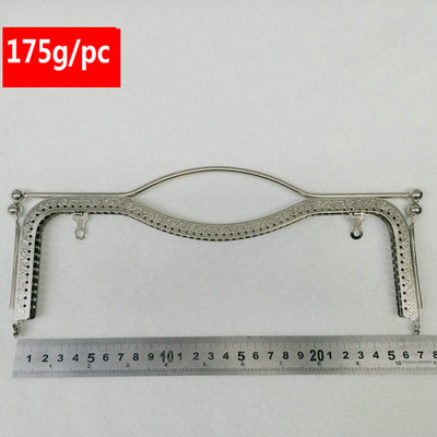 27 cm 20,5 cm Metalinės piniginės rėmas Rankena Bučinys Lūpos Užsegimo užraktas sankabai Rankų darbo rankinės Aparatūra Antikvariniai bronziniai krepšio priedai