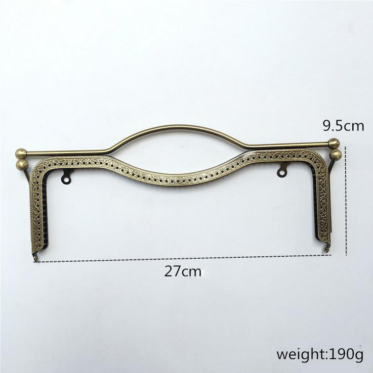 27 cm 20,5 cm Metalinės piniginės rėmas Rankena Bučinys Lūpos Užsegimo užraktas sankabai Rankų darbo rankinės Aparatūra Antikvariniai bronziniai krepšio priedai