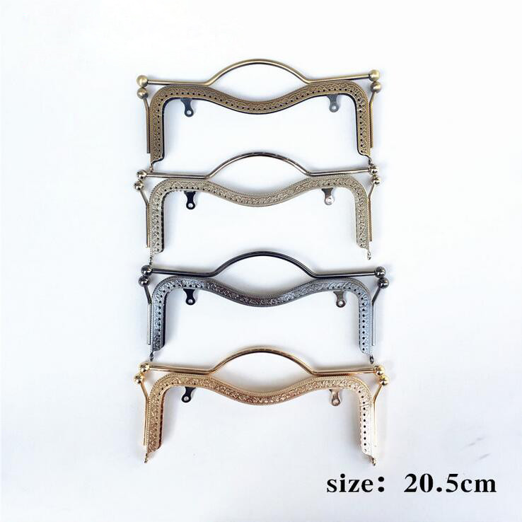 27 cm 20,5 cm Metalinės piniginės rėmas Rankena Bučinys Lūpos Užsegimo užraktas sankabai Rankų darbo rankinės Aparatūra Antikvariniai bronziniai krepšio priedai